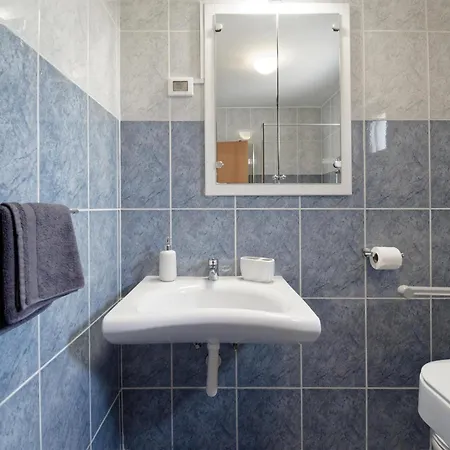Larissa By Rent Istria Apartment *
