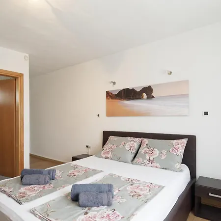 Apartment Larissa By Rent Istria Visnjan