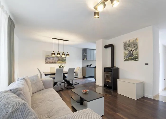 Larissa By Rent Istria * Višnjan