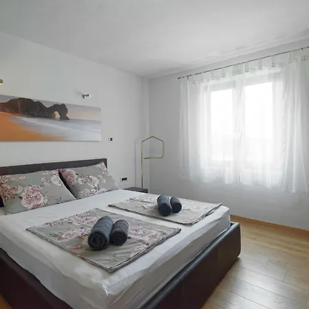 Larissa By Rent Istria * Višnjan